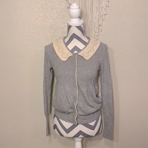 Anthropologie brand Field Flower. Grey and Cream color. Size Small.